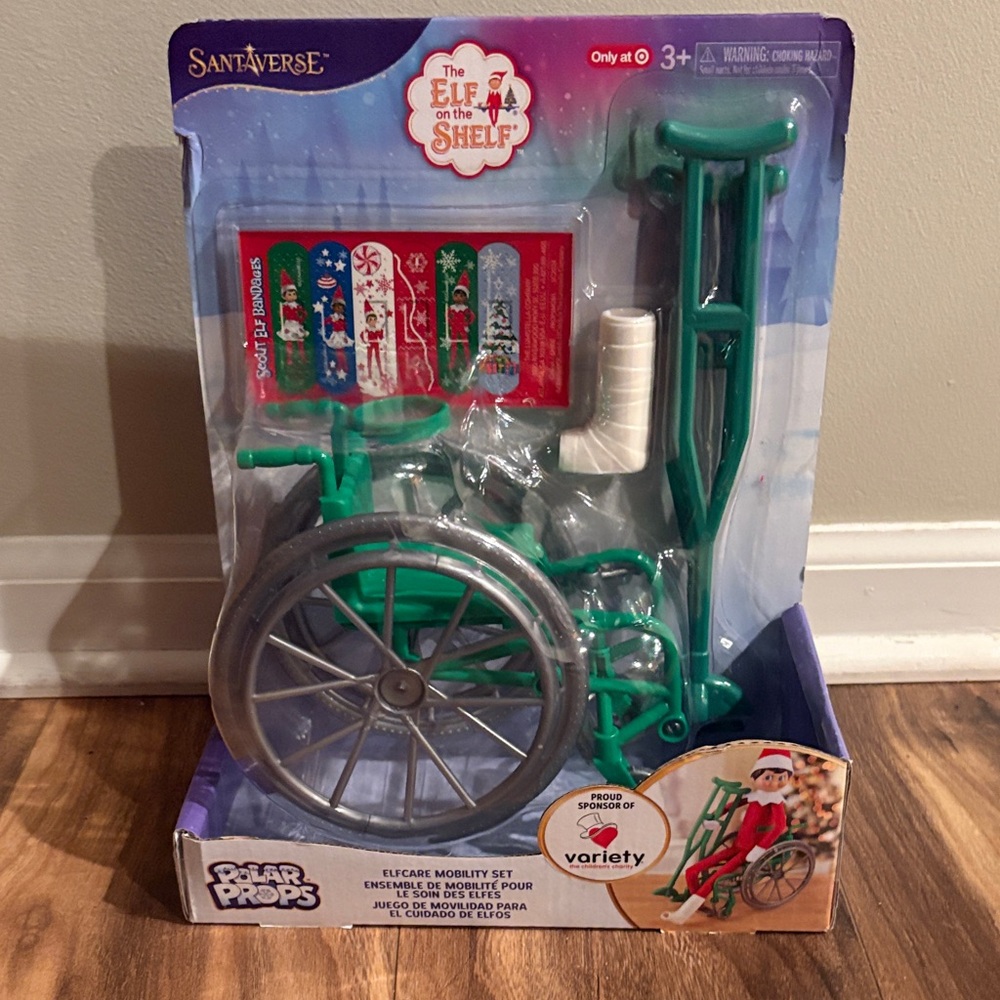 🆕 NWT- SantaVerse Elf on the Shelf Wheelchair Set - Green and Silver